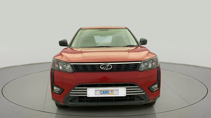 2022 Mahindra XUV300 W4 1.2 PETROL, Petrol, Manual, 24,457 km, Front