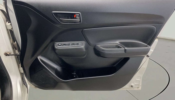 2020 Maruti Swift LXI, Petrol, Manual, 25,386 km, Driver Side Door Panels Control