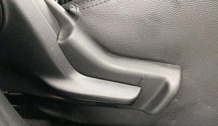 2020 Maruti Swift LXI, Petrol, Manual, 25,386 km, Driver Side Adjustment Panel