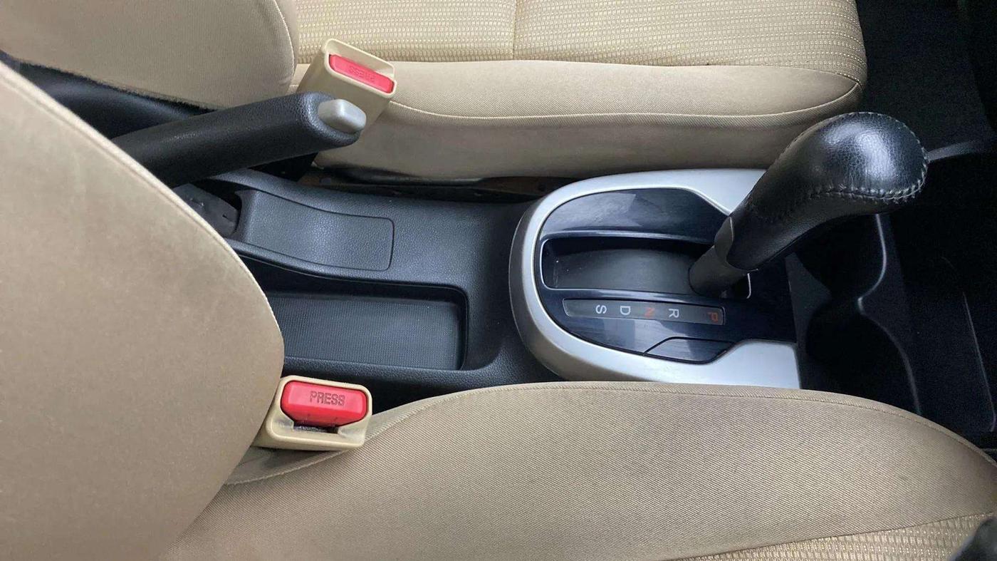 2017 Honda Jazz 1.2L I-VTEC V AT, Petrol, Automatic, 55,897 km, Gear Lever