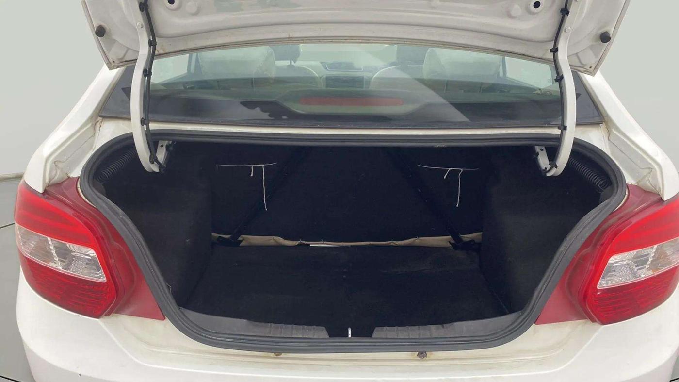 2015 Tata Zest XMS PETROL, Petrol, Manual, 36,495 km, Boot Inside