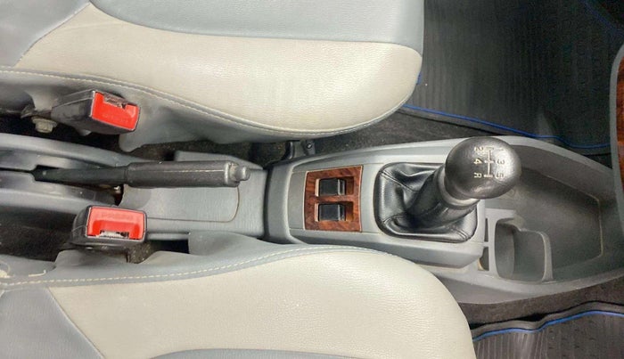 2016 Maruti Alto 800 LXI, Petrol, Manual, 48,916 km, Gear Lever
