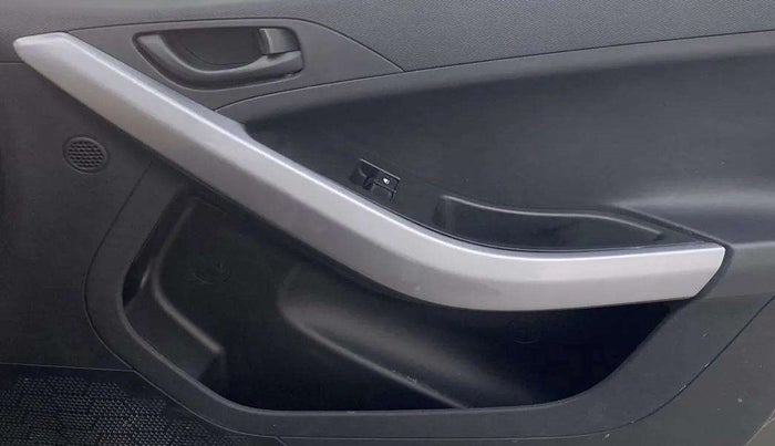 2021 Tata NEXON XE DIESEL, Diesel, Manual, 25,355 km, Driver Side Door Panels Control