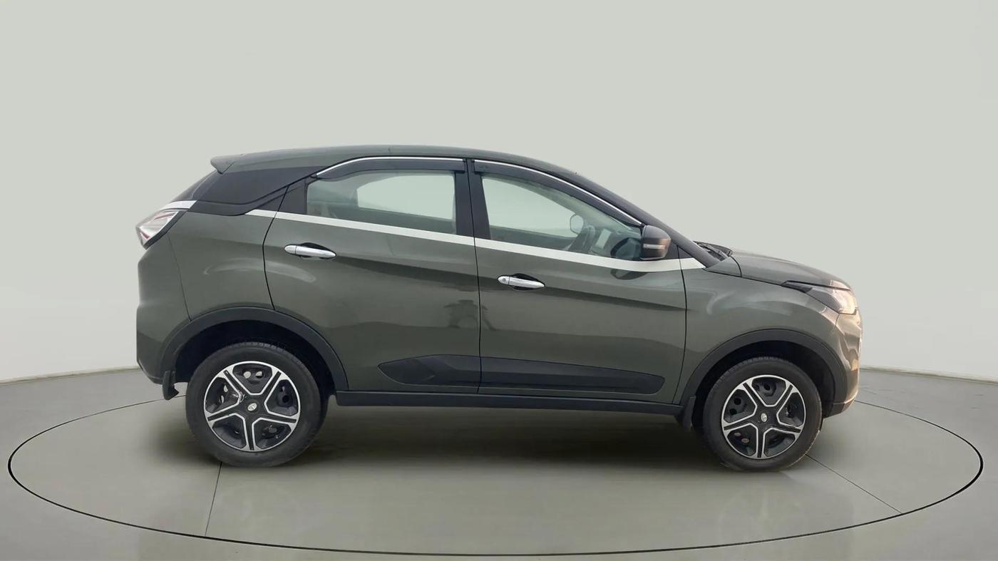 2021 Tata NEXON XE DIESEL, Diesel, Manual, 25,355 km, Right Side