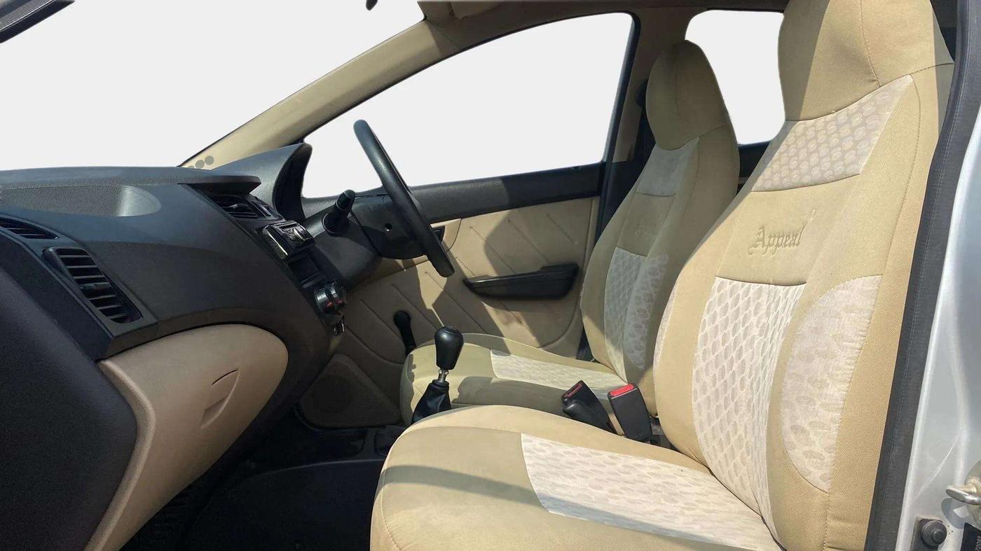 2013 Hyundai Eon D-LITE+, Petrol, Manual, 56,796 km, Right Side Front Door Cabin