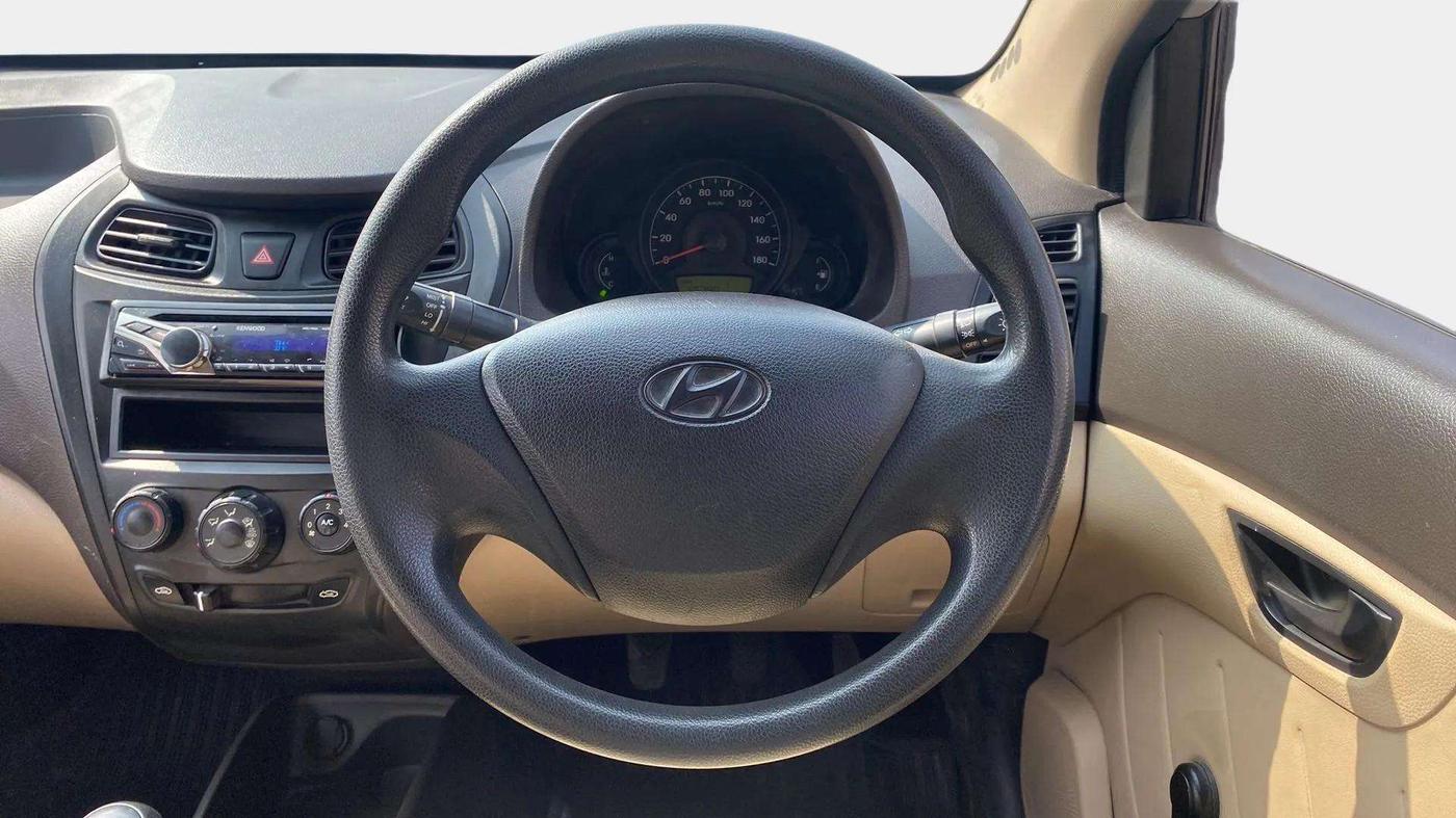 2013 Hyundai Eon D-LITE+, Petrol, Manual, 56,796 km, Steering Wheel Close Up