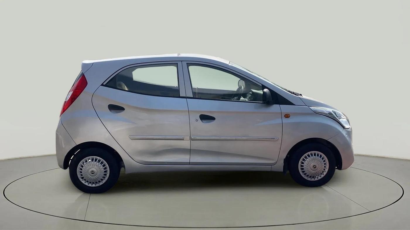 2013 Hyundai Eon D-LITE+, Petrol, Manual, 56,796 km, Right Side View
