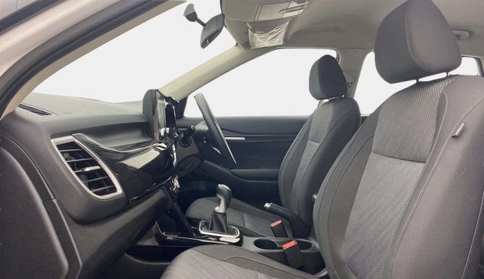 2023 KIA SELTOS  HTK PLUS 1.5 PETROL MT, Petrol, Manual, 9,591 km, Right Side Front Door Cabin