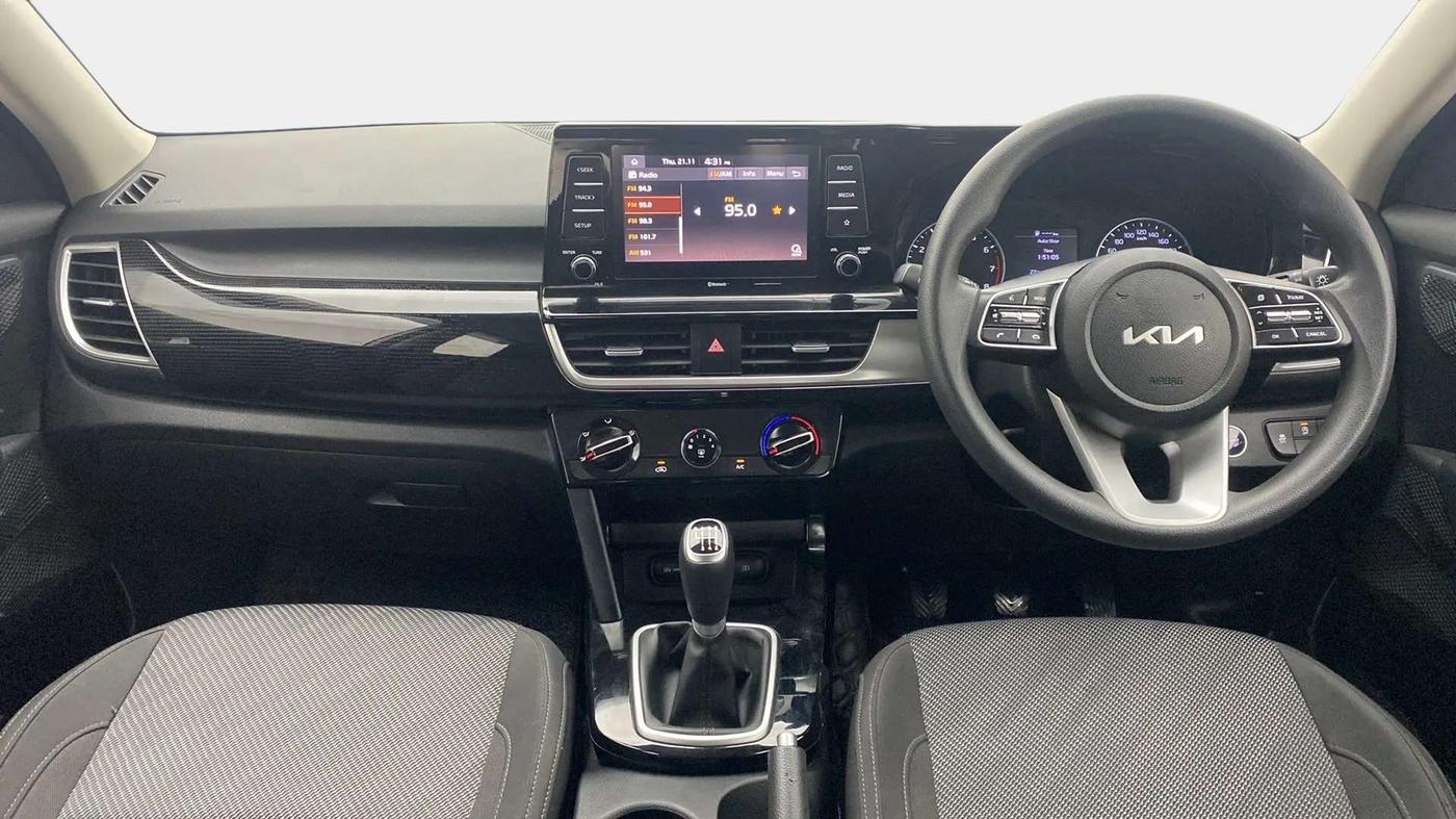 2023 KIA SELTOS  HTK PLUS 1.5 PETROL MT, Petrol, Manual, 9,591 km, Dashboard