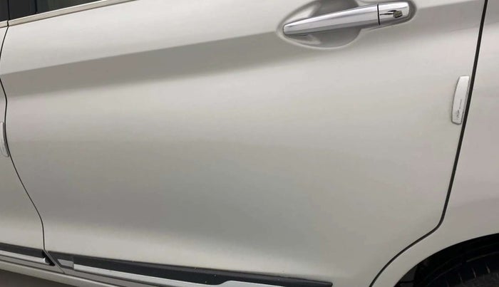 2020 Maruti Ertiga ZXI+ SHVS, Petrol, Manual, 39,738 km, Rear left door - Paint minor damage