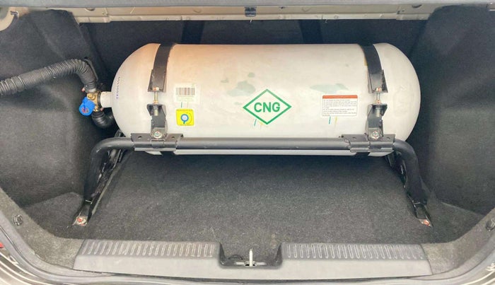 2022 Maruti Dzire ZXI CNG, CNG, Manual, 41,278 km, Boot Inside