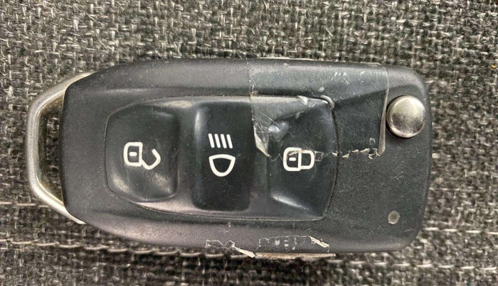 2018 Tata Tiago XZA PETROL, Petrol, Automatic, 26,657 km, Key Close Up