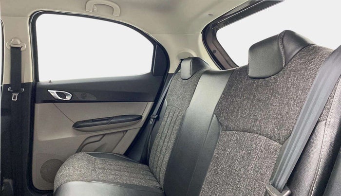 2018 Tata Tiago XZA PETROL, Petrol, Automatic, 26,657 km, Right Side Rear Door Cabin
