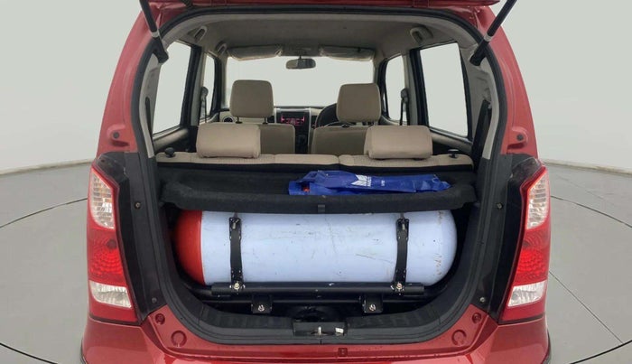 2017 Maruti Wagon R 1.0 LXI CNG, CNG, Manual, 73,980 km, Boot Inside