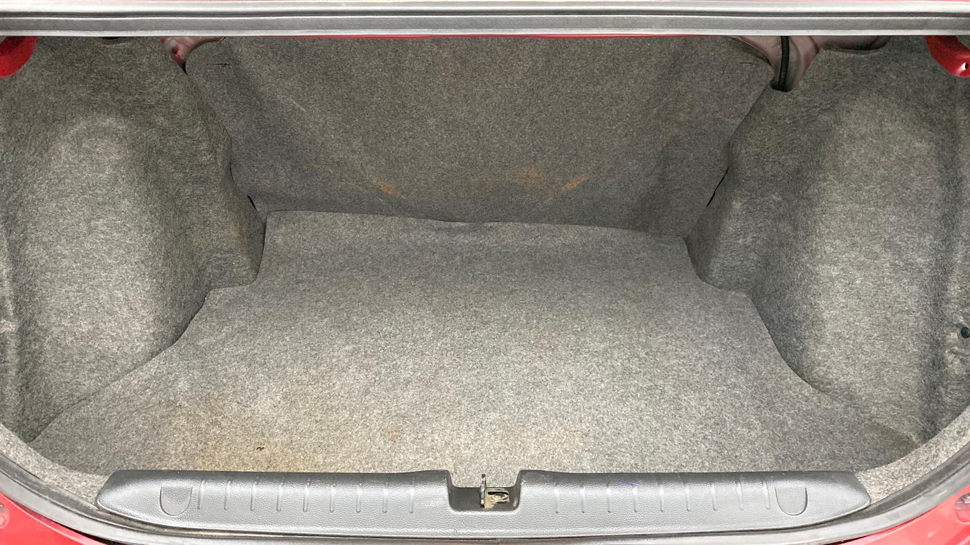 2020 Honda Amaze 1.2 V MT I-VTEC, Petrol, Manual, 31,655 km, Boot Inside