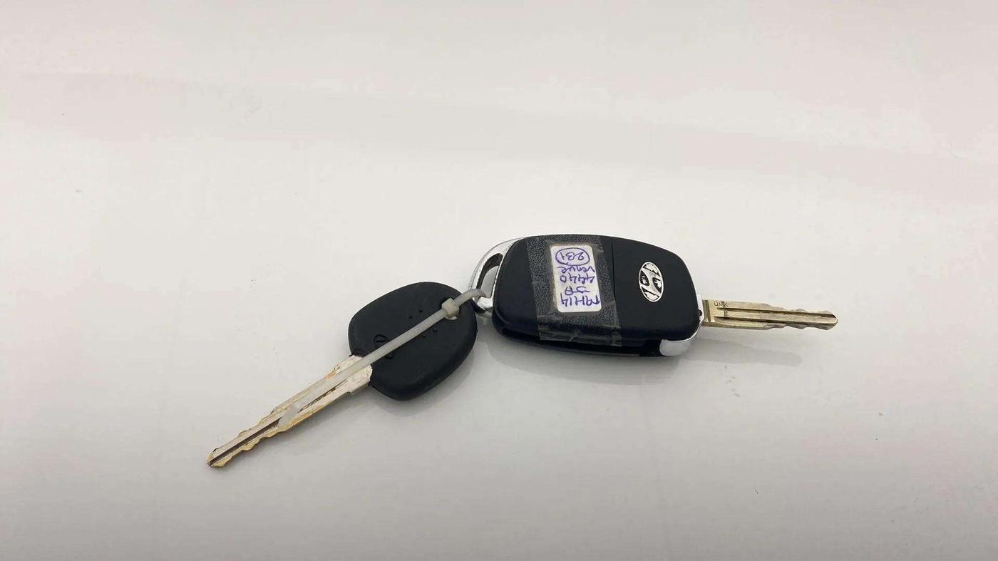 2020 Hyundai VENUE SX 1.0 TURBO, Petrol, Manual, 57,578 km, Key Close Up