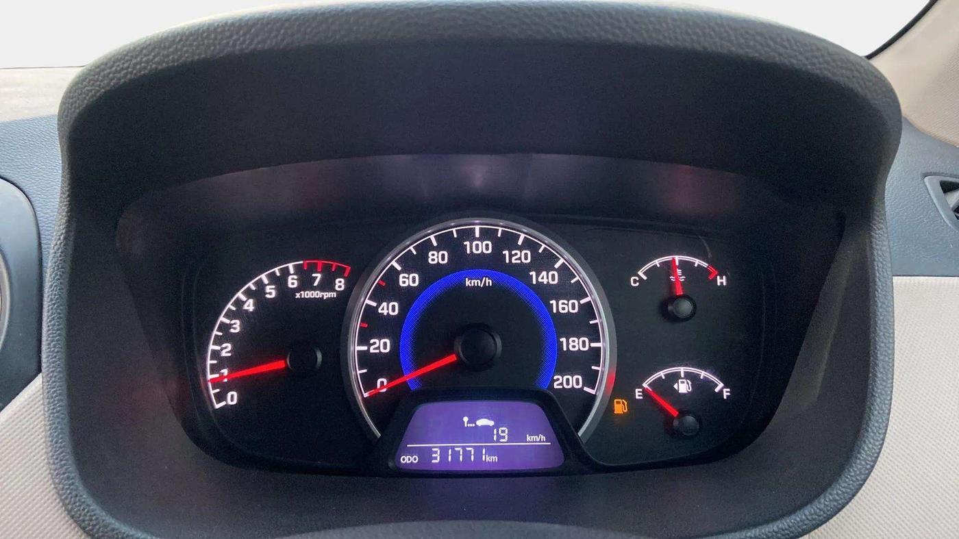 2017 Hyundai Grand i10 SPORTZ 1.2 KAPPA VTVT, Petrol, Manual, 31,746 km, Odometer Image