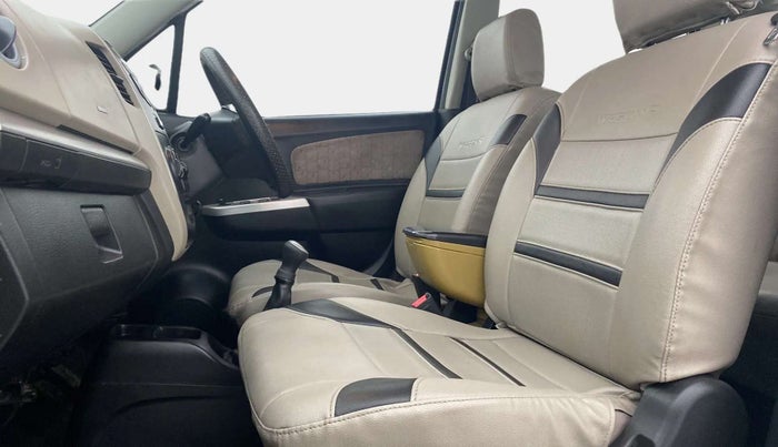 2015 Maruti Wagon R 1.0 VXI, Petrol, Manual, 43,725 km, Right Side Front Door Cabin