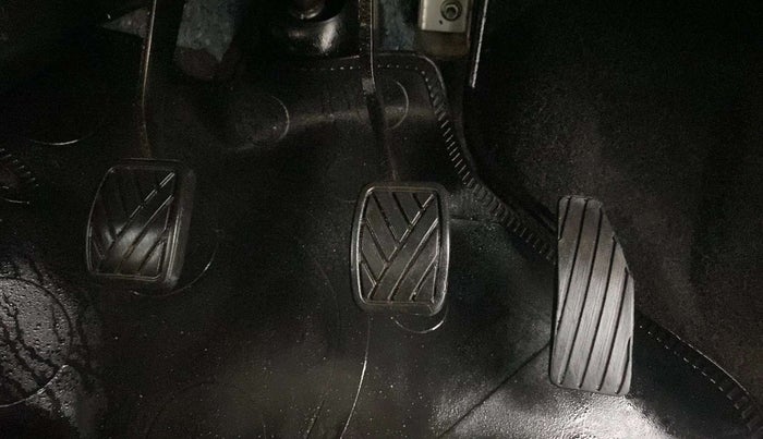 2015 Maruti Wagon R 1.0 VXI, Petrol, Manual, 43,725 km, Pedals