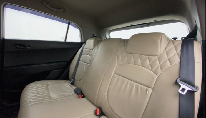 2017 Hyundai Creta E PLUS 1.6 PETROL, Petrol, Manual, 83,166 km, Right Side Rear Door Cabin
