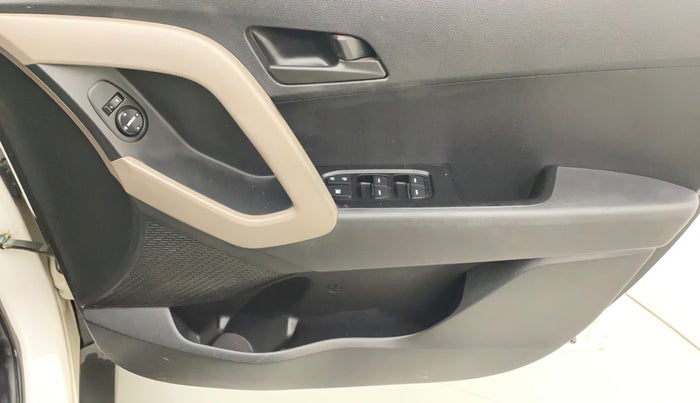 2017 Hyundai Creta E PLUS 1.6 PETROL, Petrol, Manual, 83,166 km, Driver Side Door Panels Control