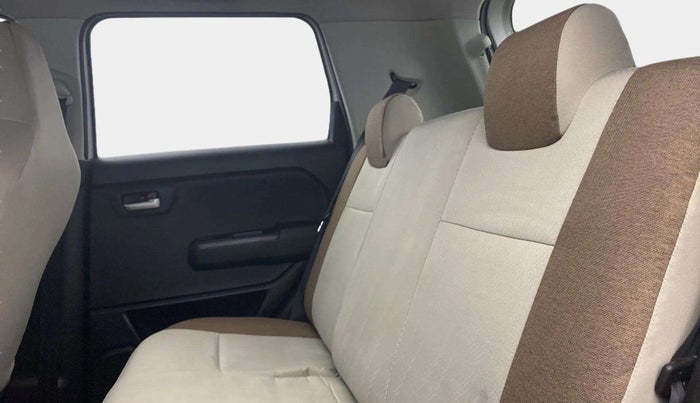 2019 Maruti New Wagon-R VXI 1.2, Petrol, Manual, 42,158 km, Right Side Rear Door Cabin