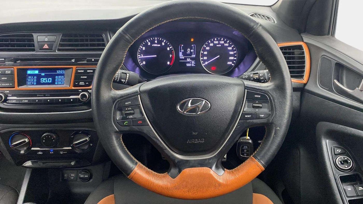 2015 Hyundai i20 Active 1.2 S, Petrol, Manual, 56,877 km, Steering Wheel Close Up