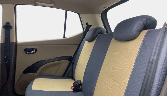 2013 Hyundai i10 SPORTZ 1.2, Petrol, Manual, 71,294 km, Right Side Rear Door Cabin