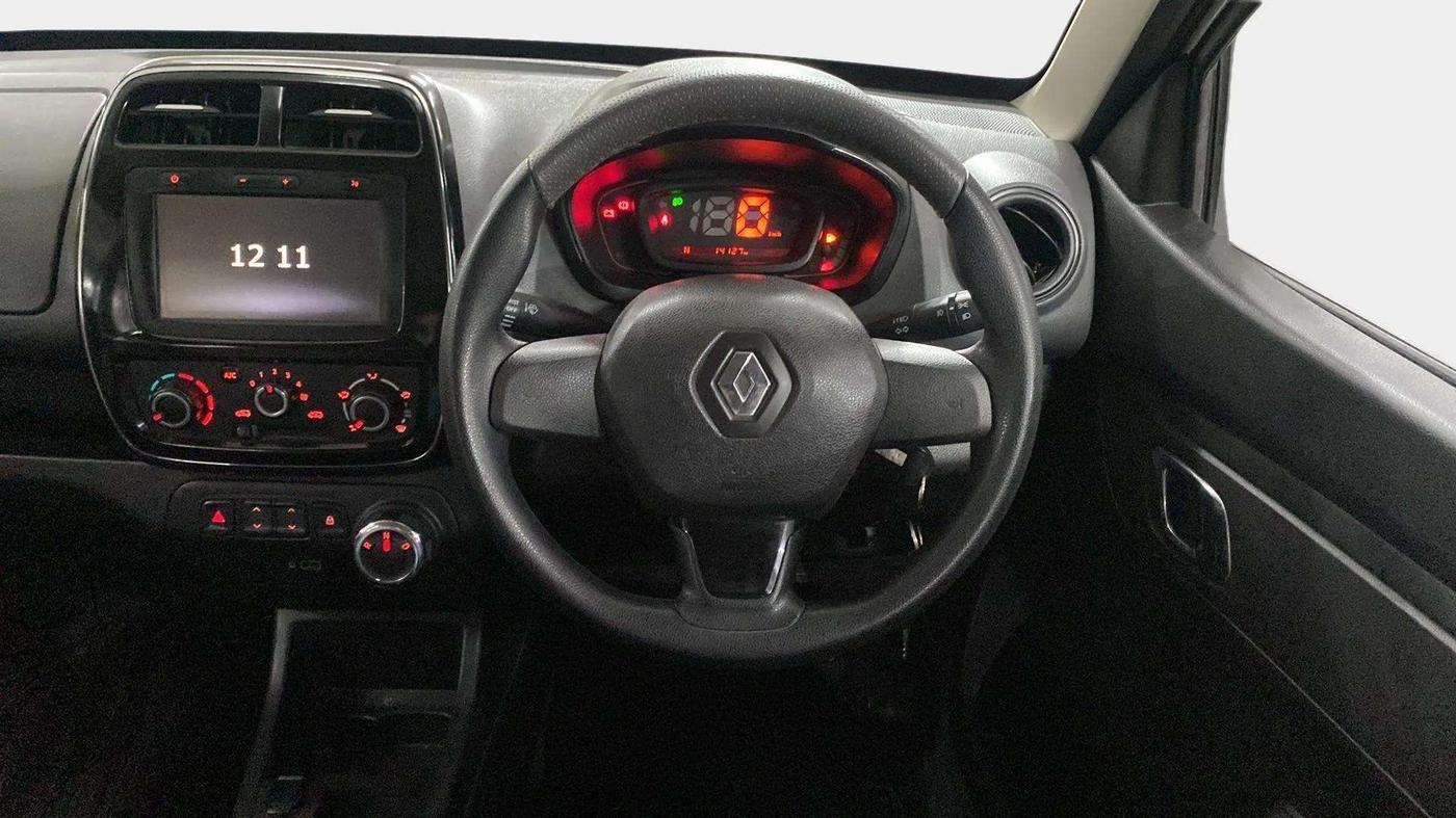 2019 Renault Kwid RXT 1.0 AMT (O), Petrol, Automatic, 14,286 km, Steering Wheel Close Up
