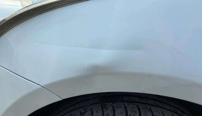 2016 Maruti Swift LXI, Petrol, Manual, 71,605 km, Left fender - Slightly dented