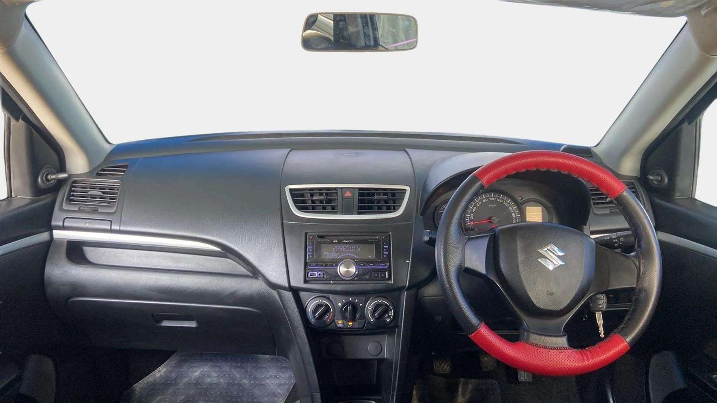 2016 Maruti Swift LXI, Petrol, Manual, 71,508 km, Dashboard
