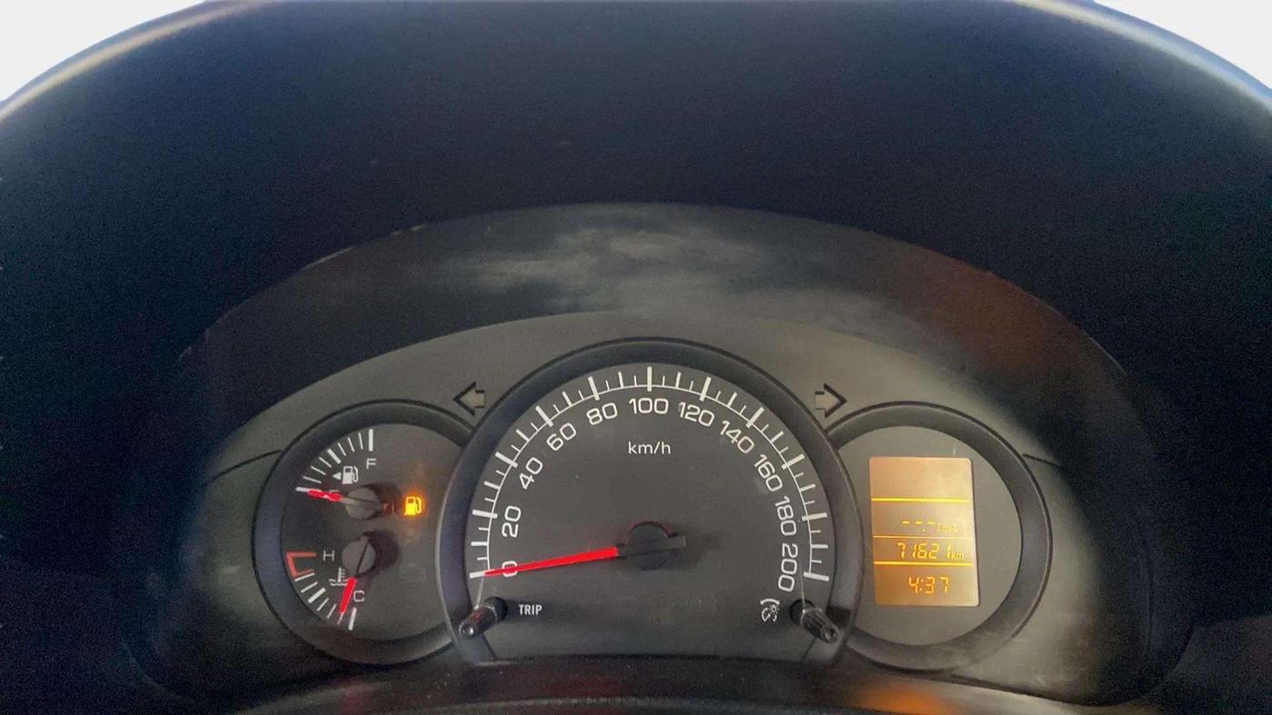 2016 Maruti Swift LXI, Petrol, Manual, 71,508 km, Odometer Image