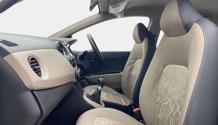 2015 Hyundai Xcent S (O) 1.2, Petrol, Manual, 94,371 km, Right Side Front Door Cabin