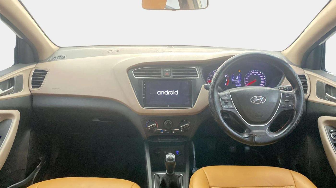 2019 Hyundai Elite i20 SPORTZ PLUS 1.2, CNG, Manual, 84,022 km, Dashboard