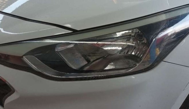 2019 Hyundai Elite i20 SPORTZ PLUS 1.2, CNG, Manual, 83,733 km, Left headlight - Daytime running light not functional