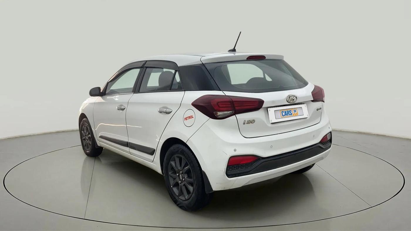 2019 Hyundai Elite i20 SPORTZ PLUS 1.2, CNG, Manual, 84,022 km, Left Back Diagonal