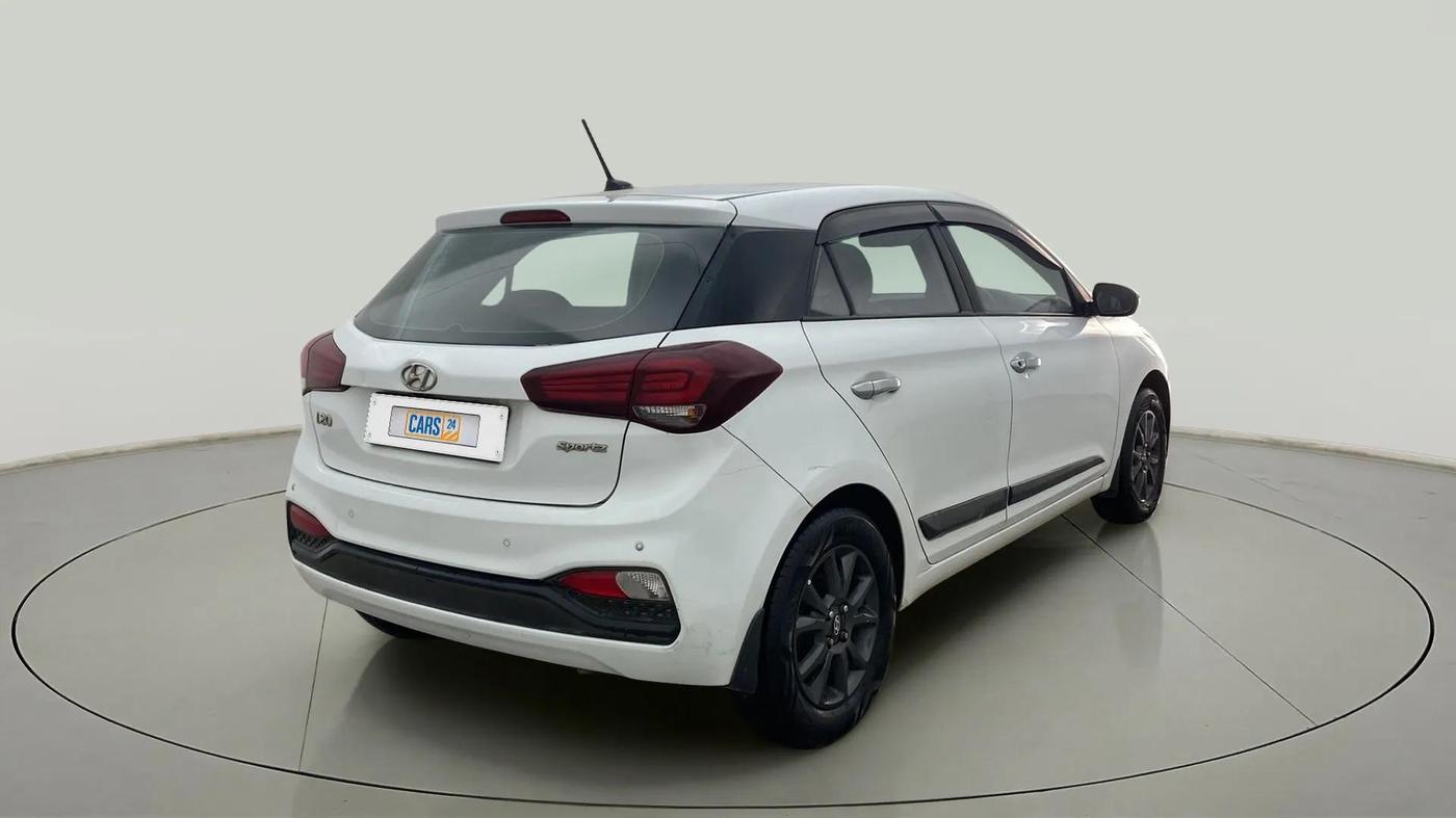 2019 Hyundai Elite i20 SPORTZ PLUS 1.2, CNG, Manual, 84,022 km, Right Back Diagonal