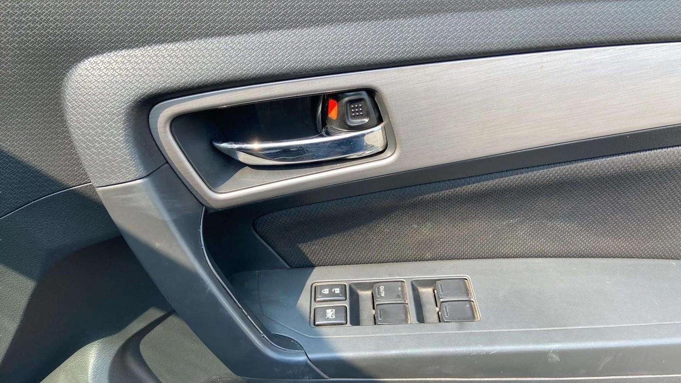2016 Maruti Vitara Brezza ZDI PLUS, Diesel, Manual, 59,339 km, Driver Side Door Panels Control