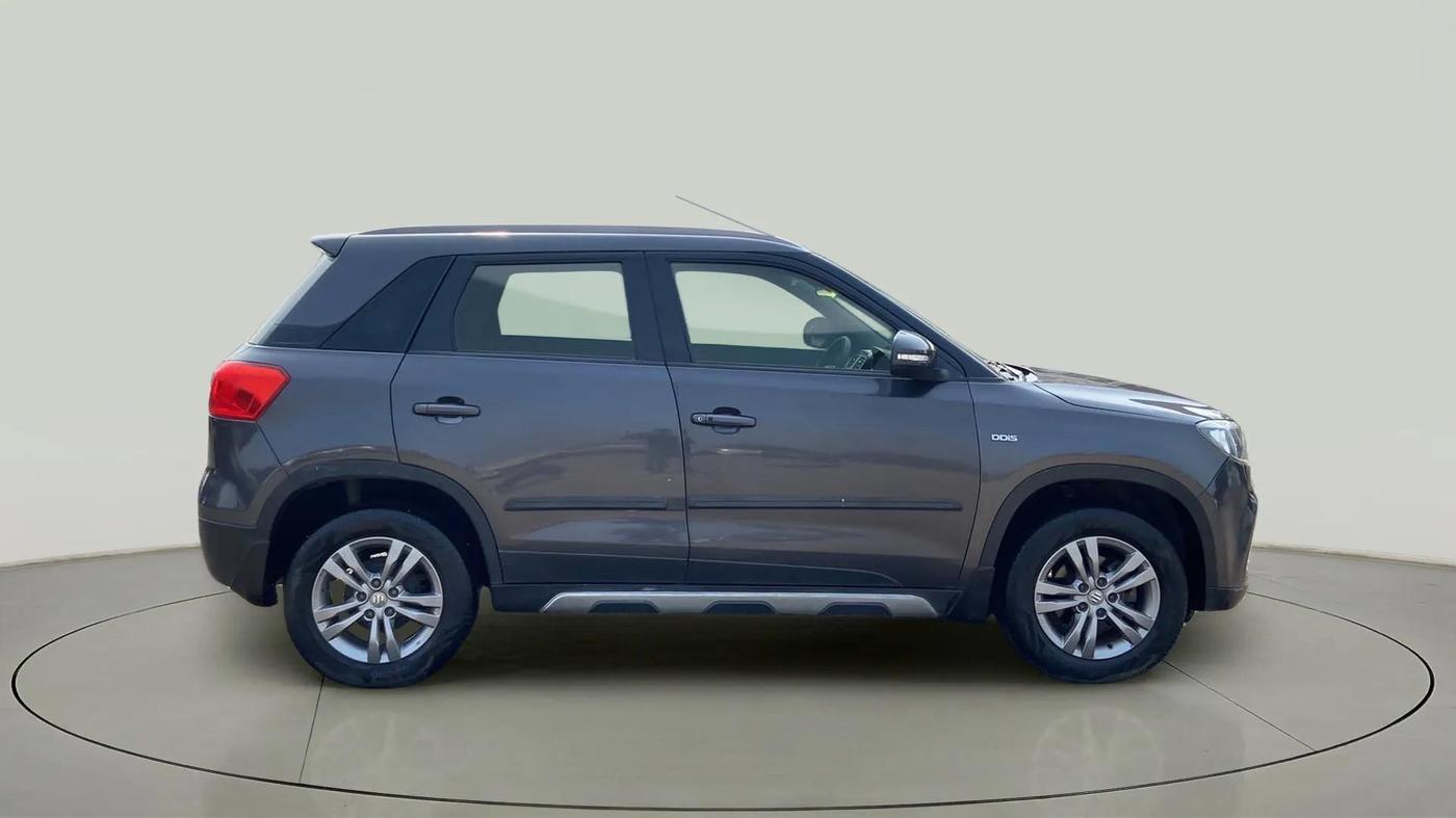 2016 Maruti Vitara Brezza ZDI PLUS, Diesel, Manual, 59,339 km, Right Side View