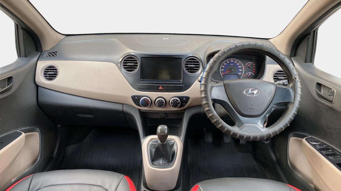 2017 Hyundai Grand i10 MAGNA 1.2 KAPPA VTVT, Petrol, Manual, 61,301 km, Dashboard