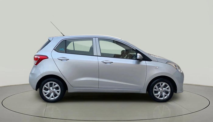 2017 Hyundai Grand i10 MAGNA 1.2 KAPPA VTVT, Petrol, Manual, 61,301 km, Right Side View