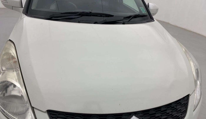 2016 Maruti Swift VXI, CNG, Manual, 1,19,644 km, Bonnet (hood) - Slightly dented