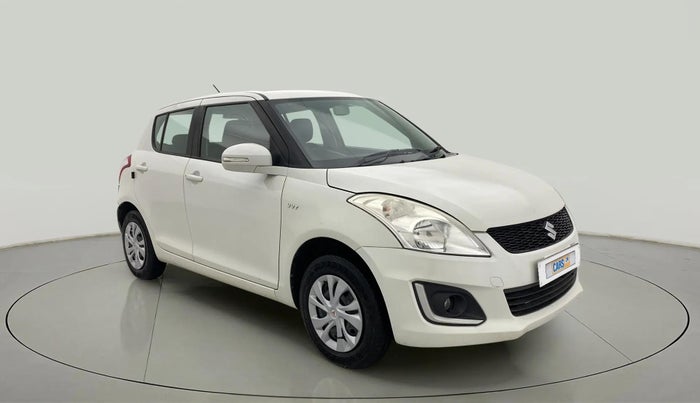 2016 Maruti Swift VXI, CNG, Manual, 1,19,644 km, Right Front Diagonal