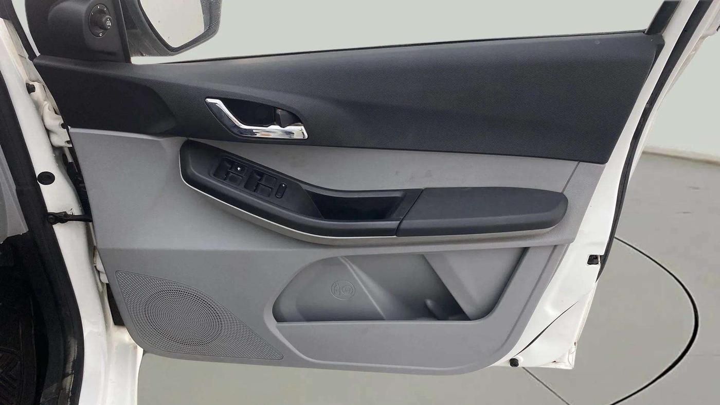 2021 Tata Tiago XZ PLUS PETROL, Petrol, Manual, 29,672 km, Driver Side Door Panels Control