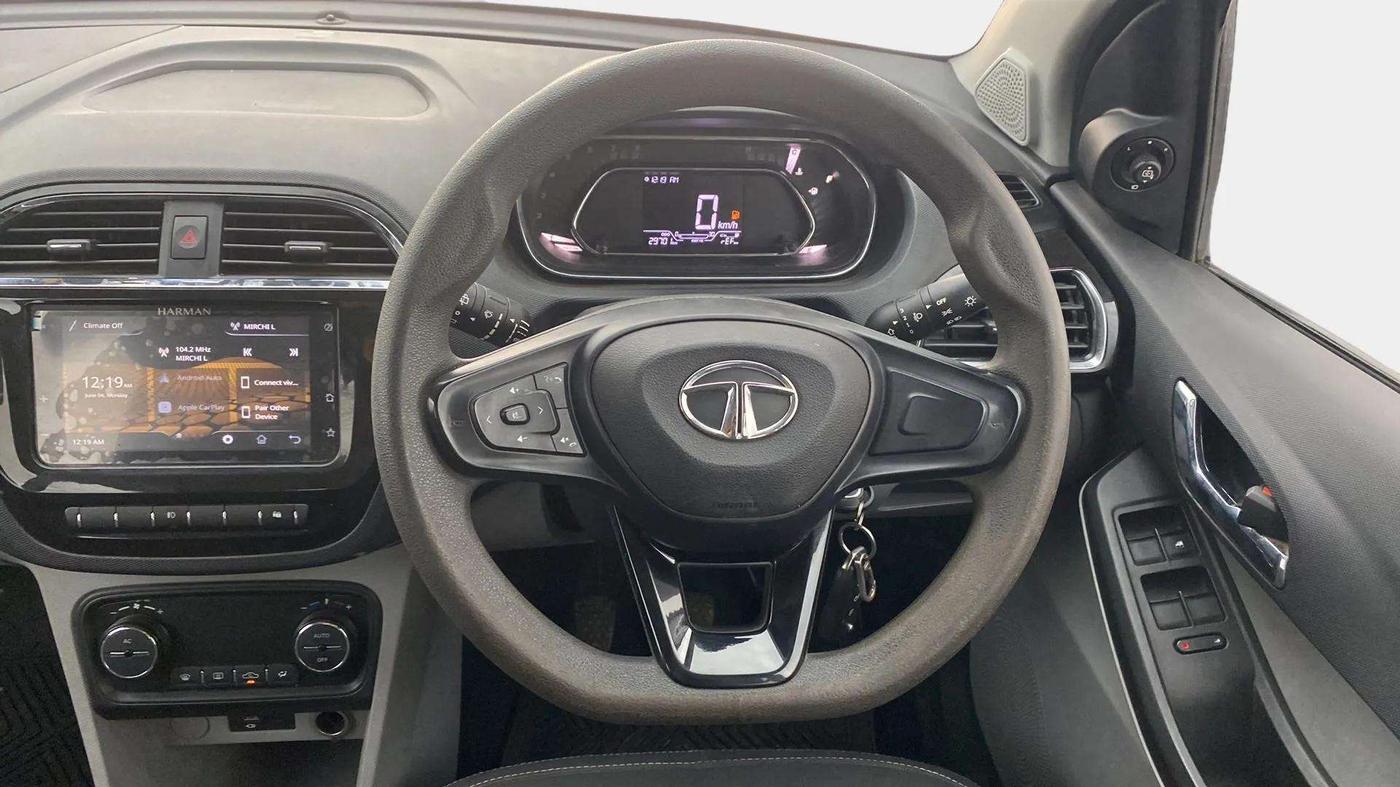 2021 Tata Tiago XZ PLUS PETROL, Petrol, Manual, 29,672 km, Steering Wheel Close Up