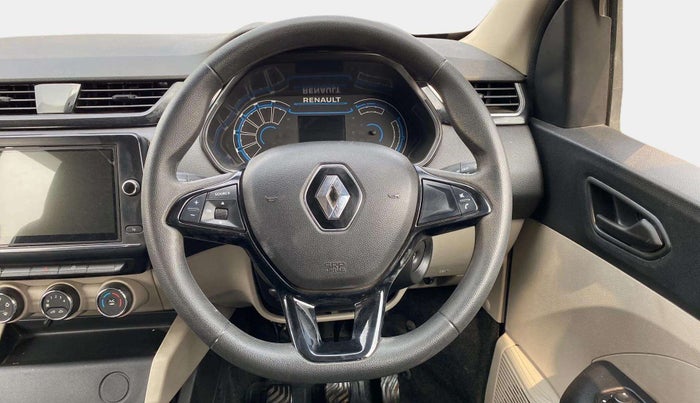 2022 Renault TRIBER RXT, Petrol, Manual, 16,943 km, Steering Wheel Close Up