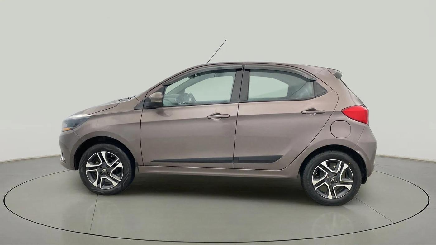 2019 Tata Tiago XZ PLUS PETROL, Petrol, Manual, 57,685 km, Left Side