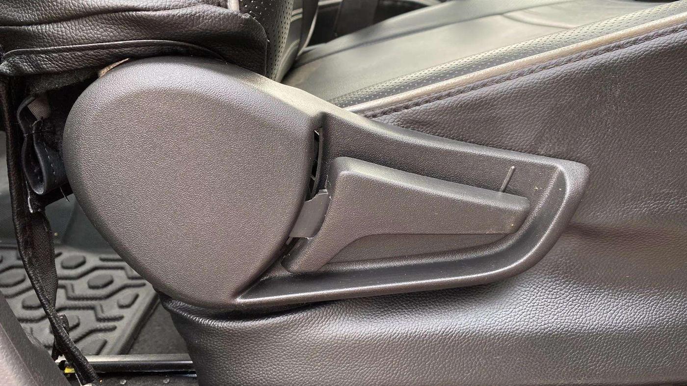 2023 Maruti Alto K10 LXI, Petrol, Manual, 2,061 km, Driver Side Adjustment Panel