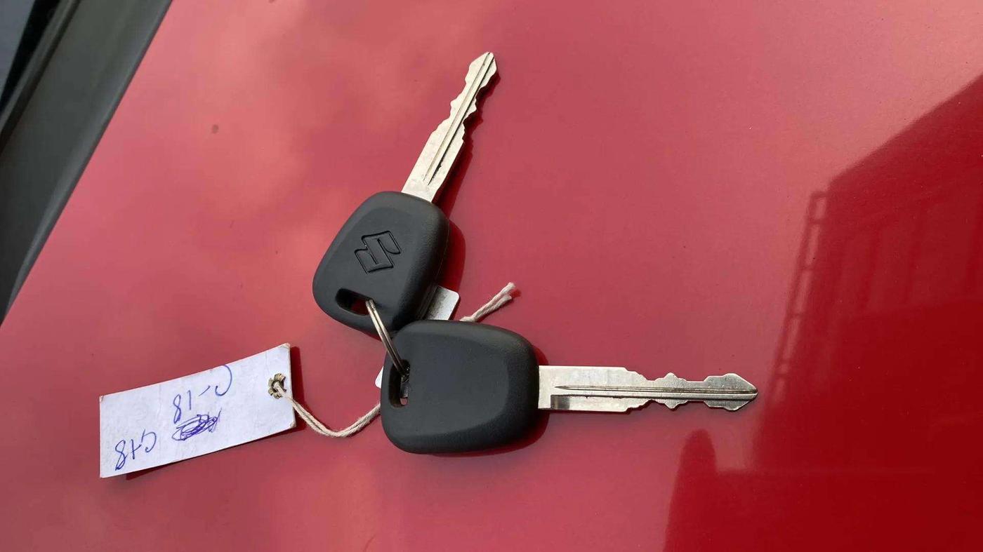 2023 Maruti Alto K10 LXI, Petrol, Manual, 2,061 km, Key Close Up