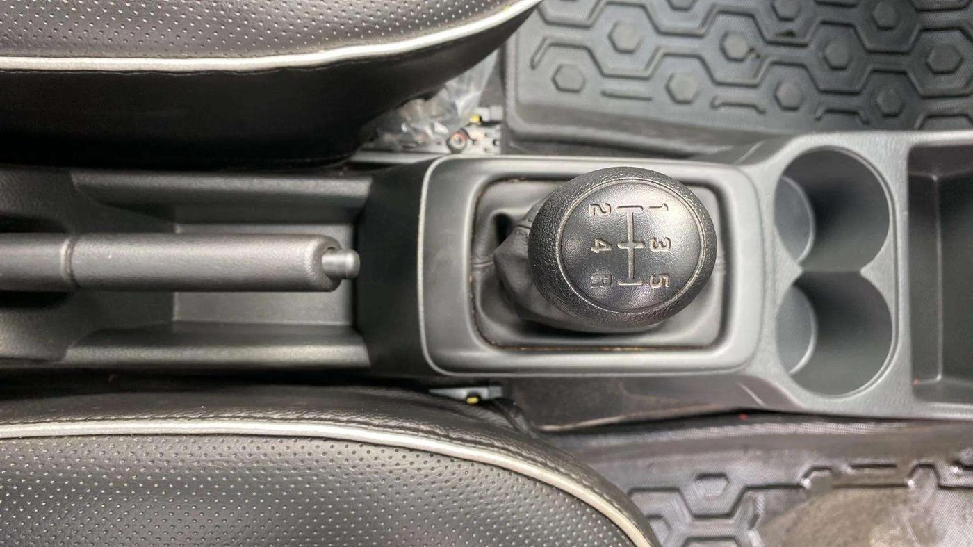 2023 Maruti Alto K10 LXI, Petrol, Manual, 2,061 km, Gear Lever